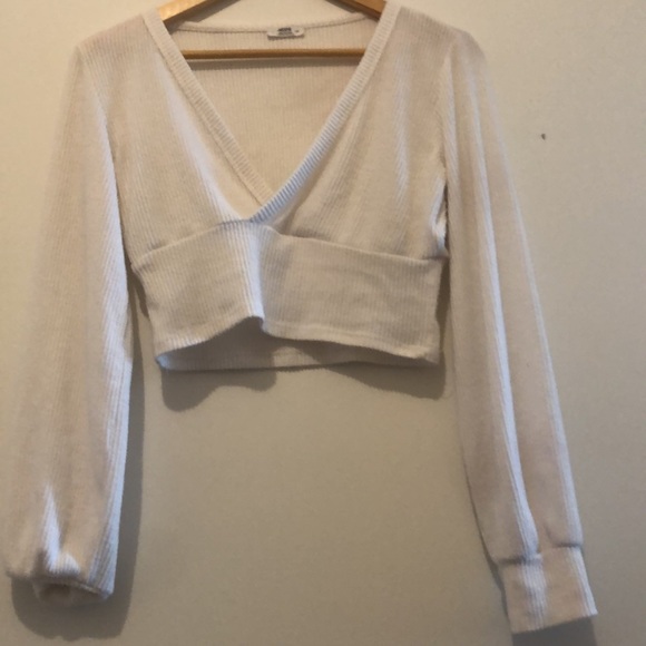 White v neck cropped sweater - Picture 5 of 6